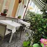 Palace Hotel