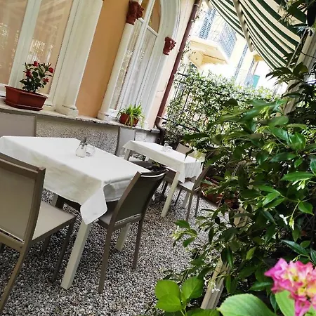 Palace Ξενοδοχείο