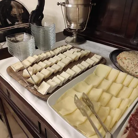 Palace 3* Λεβάντο