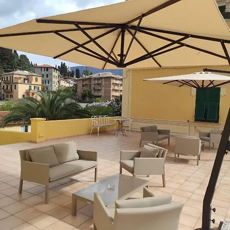 Palace Ξενοδοχείο